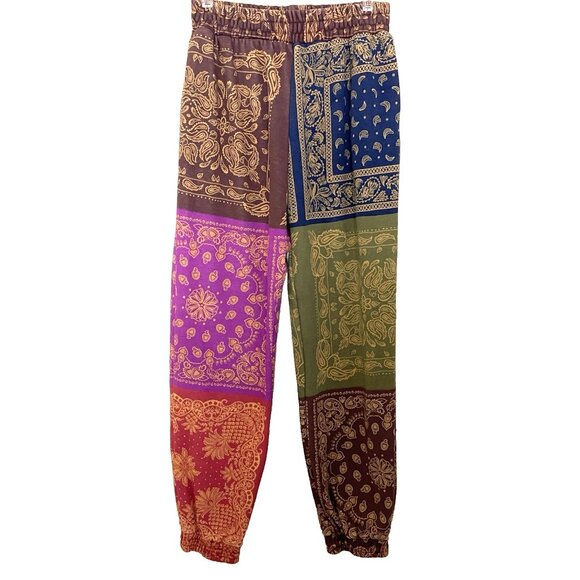 Farm Rio Bandana Dream Patchwork Jogger Pant Sweatpants Medium Athleisure Cozy - Picture 3 of 12